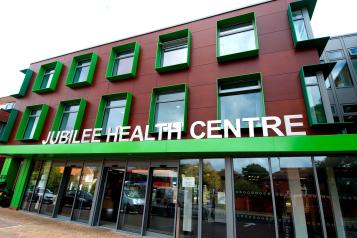 entrance to jubilee health centre 